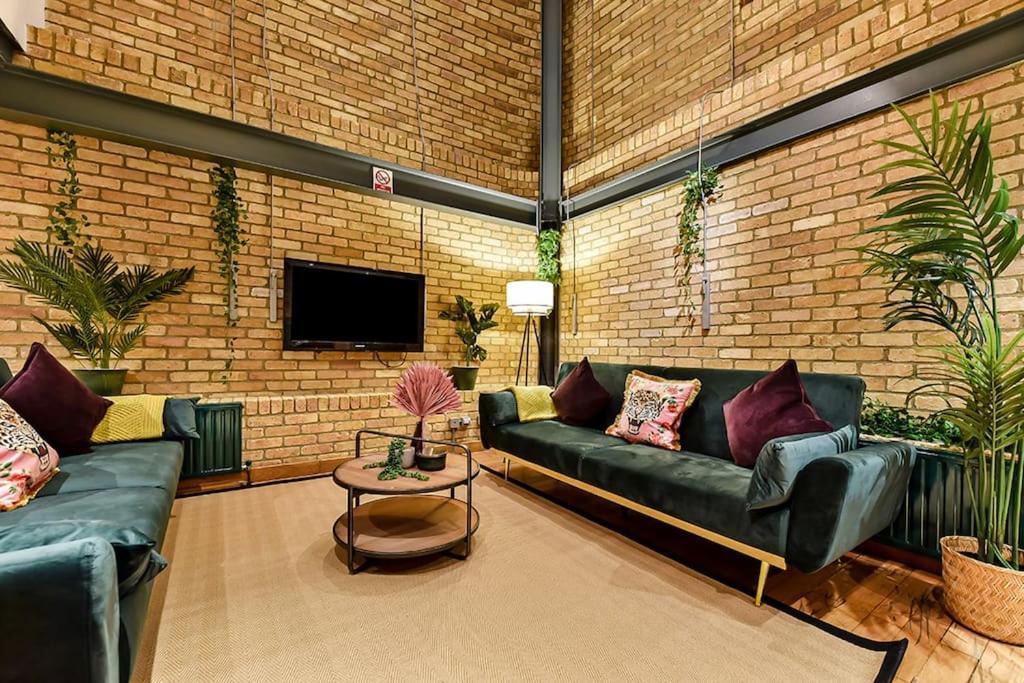 Spacious 2 Bed Urban Jungle Flat, Central Londyn Zewnętrze zdjęcie