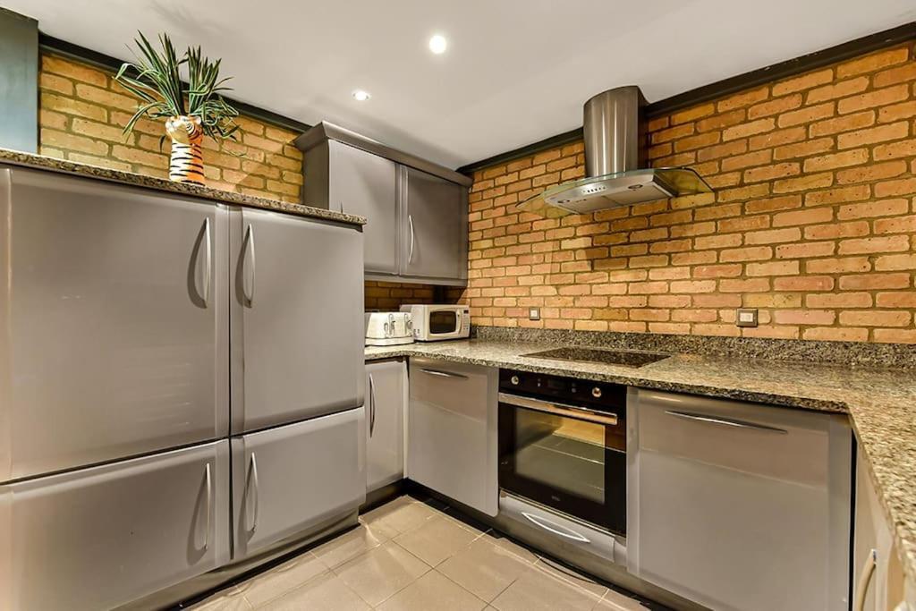 Spacious 2 Bed Urban Jungle Flat, Central Londyn Zewnętrze zdjęcie